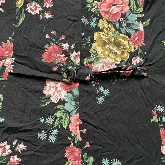 TORRID Black Floral Top 3X - Picture 6 of 9